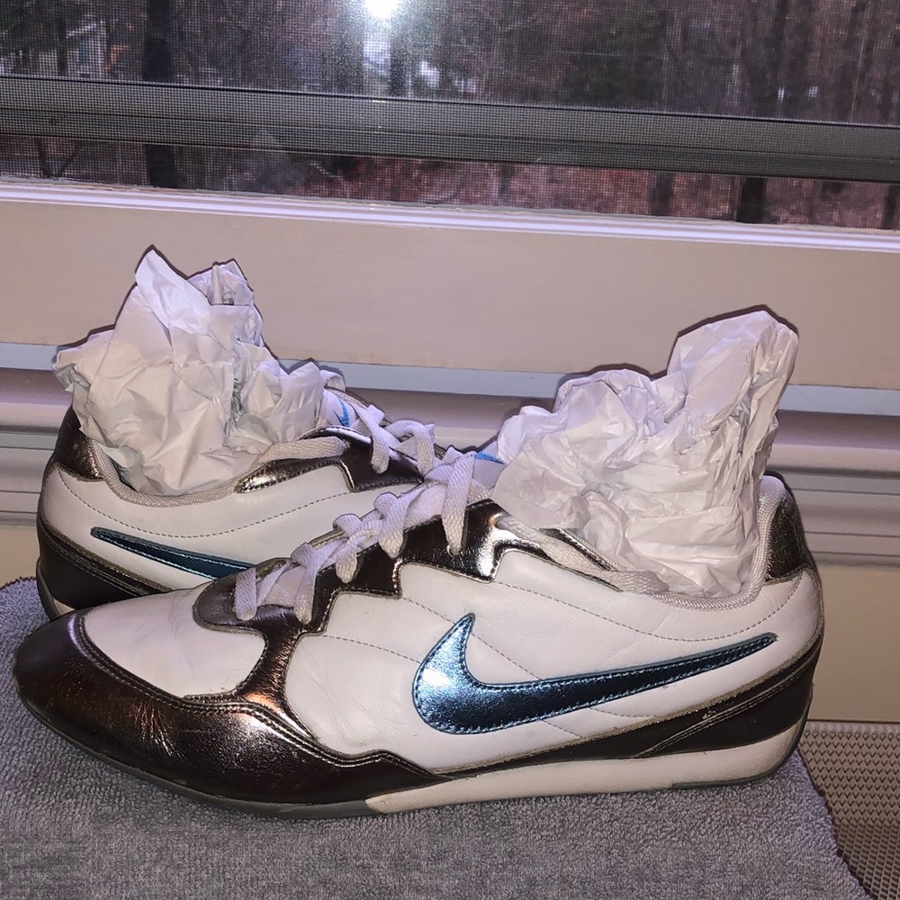 Nike silver, teal, & white